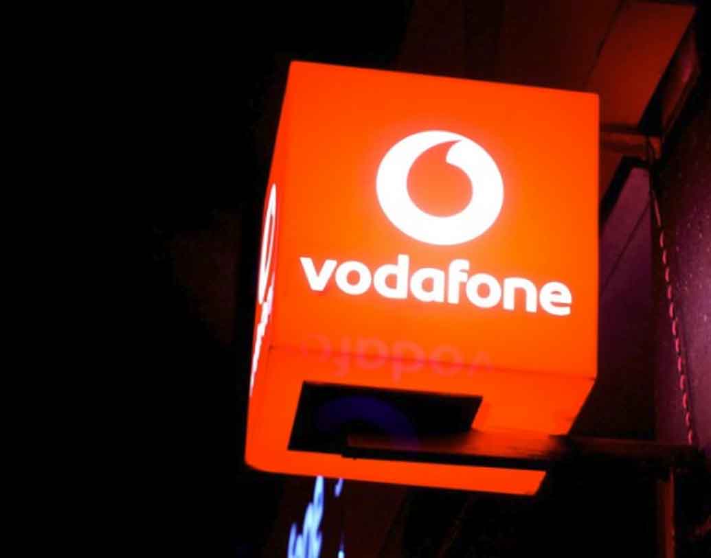 ৩৪৯ টাকা দিয়ে রিচার্জ করালে এ বার প্রতি দিন মিলবে দেড় জিবি করে ৩জি ইন্টারনেট ডেটা। এই অফার প্রযোজ্য থাকবে ২৮ দিন পর্যন্ত।