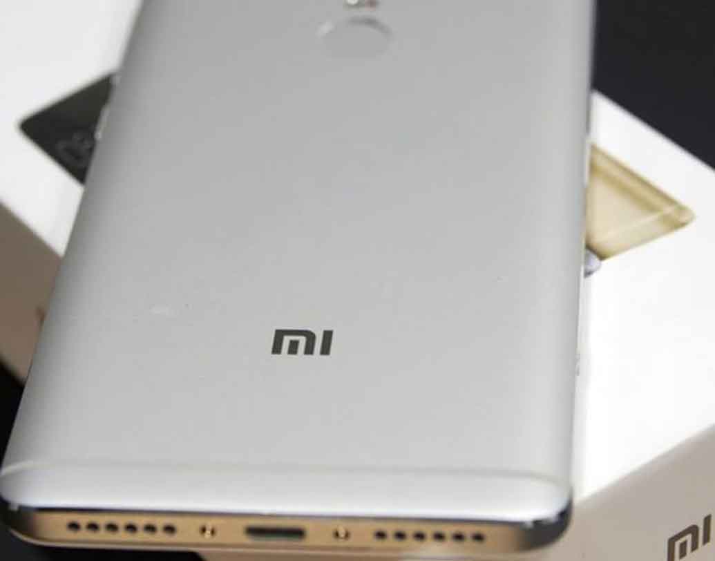 এ বার থেকে পুরনো ফোন বদলে গ্রাহকদের পছন্দসই নতুন ফোন কেনার সুযোগ আনছে শাওমি।