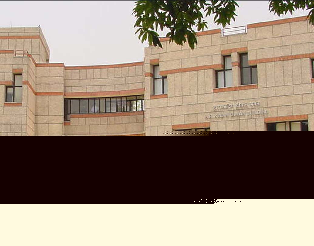 আইআইটি কানপুর দেশের মধ্যে রয়েছে পঞ্চম স্থানে এবং পাঁচটি দেশের মধ্যে ২১ নম্বরে। ১৯৫৯ সালে গড়ে ওঠা সরকারি এই বিশ্ববিদ্যালয়টি মূলত উন্নত মানের গবেষণা এবং শিক্ষক ও ছাত্রের গবেষণাপত্রের মানের ভিত্তিতে ব্রিকসের তালিকায় উঠে এসেছে।