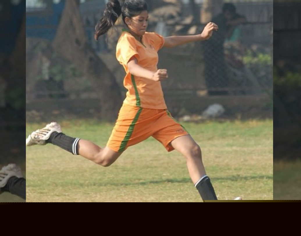 ফুটবল তাঁর নেশা। ইচ্ছে বড় হয় ফুটবলার হওয়ার। বলিউডেও কি পা রাখবেন? তা অবশ্য জানা যায়নি।