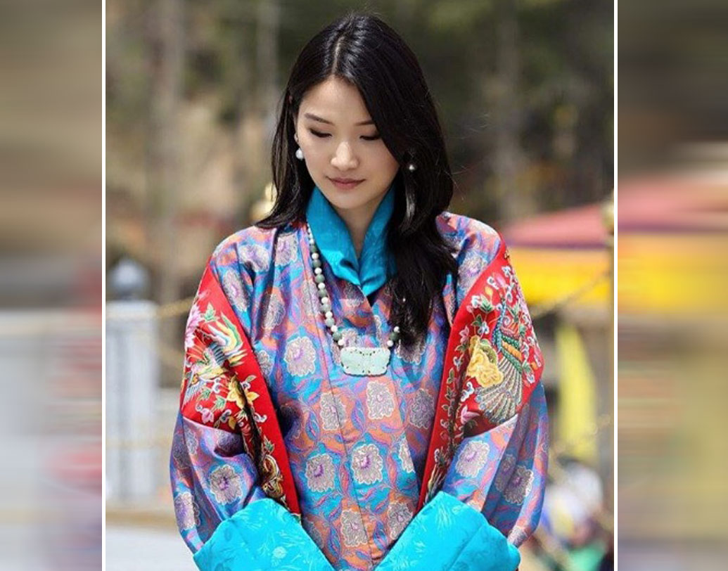 জেৎসুন পেমা (ভুটান):
ভুটানিদের মতে তাঁদের দেশের রানি পেমাই সেরা সুন্দরী।