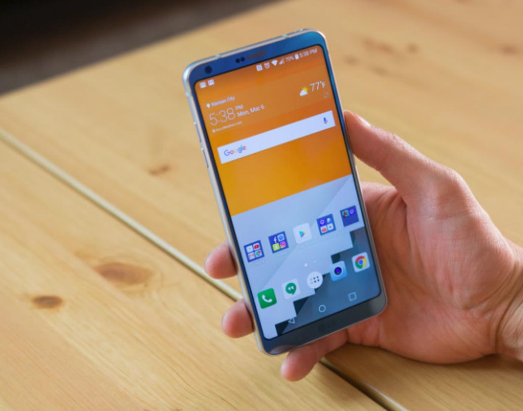 এলজি জি৬: ৫.৭ ইঞ্চির এলজি ফ্ল্যাগশিপ স্মার্টফোনের দাম এক ধাক্কায় প্রায় ১৪ হাজার টাকা কমিয়ে দিয়েছে এই টেলিকম সংস্থা। ৫১,৯৯০ টাকার ফোনটি এখন ভারতের বাজারে পাওয়া যাচ্ছে ৩৭,৯৯০ টাকায়।