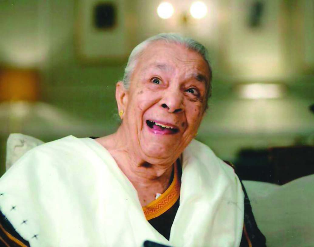 ৯০ সালেই তিনি তারকা। আর সেই সময় বলিউডের বেশির ভাগ ছবিতে জোহরা শেহগাল কে দেখা গিয়েছে ঠাকুমার চরিত্রে। পদ্মশ্রী আর পদ্মভূষণের মতো সম্মানেও ভূষিত হয়েছেন তিনি। ২০১৪ সালে মারা যান এই অভিনেত্রী।