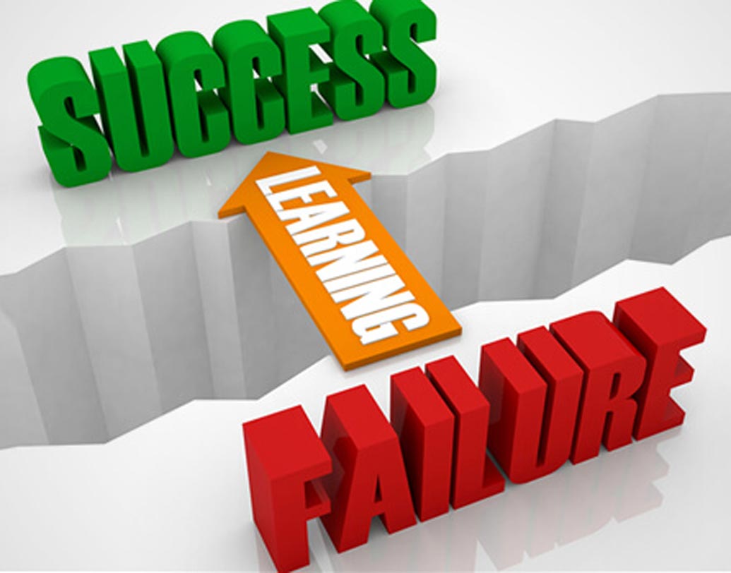 ব্যর্থতা: পজিটিভ মানুষরা কখনই ব্যর্থতায় ভেঙে পড়েন না। তারা জানেন সাফল্যের সিঁড়ির চড়তে গেলে ব্যর্থতা আসবেই। ব্যর্থতাকে তারা জীবনে শিক্ষা হিসেবে দেখেন। নেগেটিভ মানুষরা ব্যর্থতাকে জীবনে চিরস্থায়ী ও জীবনের শেষ মনে করেন। ব্যর্থতায় ভেঙে পড়েন।