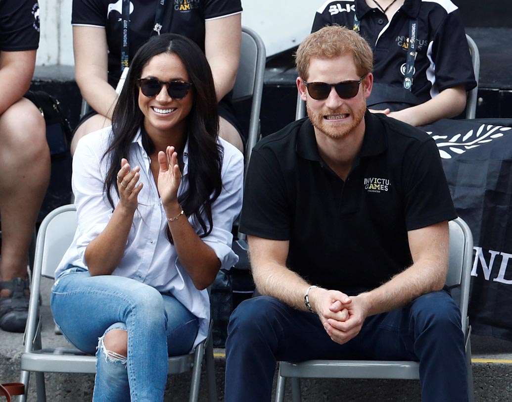 মার্কল জানিয়েছেন, হ্যারির সঙ্গে তাঁর প্রথম দেখা লন্ডনে। সেখান থেকেই সম্পর্কের সূত্রপাত। প্রথমে বিষয়টি গোপন থাকলেও চলতি বছরের সেপ্টেম্বরে হ্যারির সঙ্গে প্রেমের কথা স্বীকার করেন মেগান।