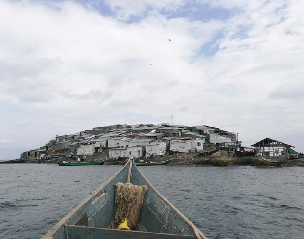 কেনিয়া এবং উগান্ডার মাঝামাঝি অবস্থিত জনবহুল এই মিগিঙ্গো দ্বীপ।
