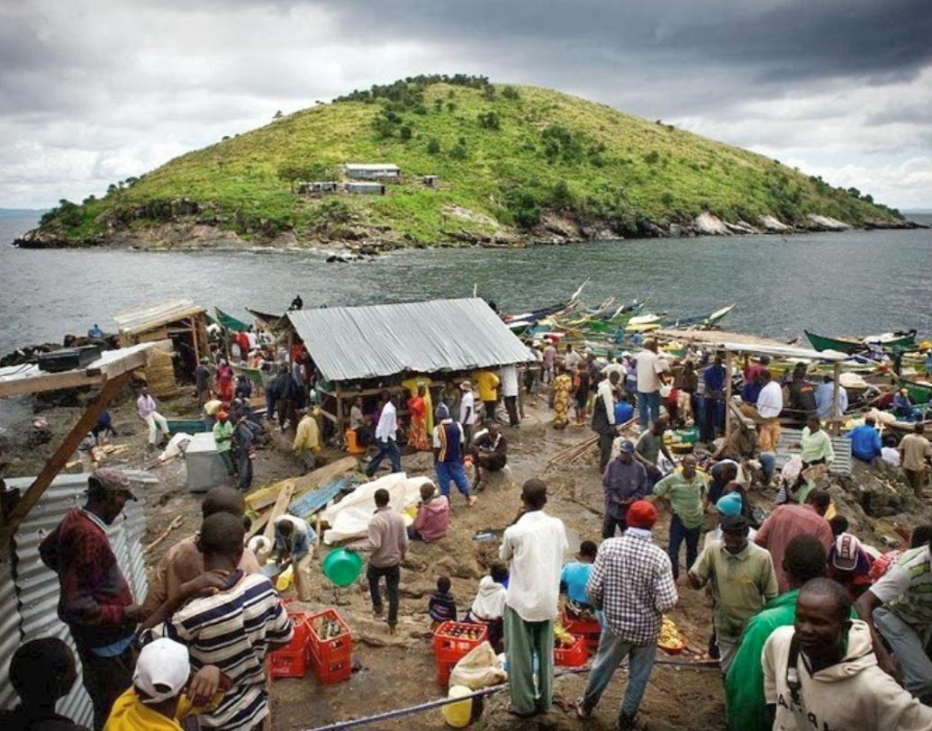 আফ্রিকার ভিক্টোরিয়া হ্রদের মাঝে ভাসমান এই কেনীয় দ্বীপের মোট আয়তন ২ হাজার বর্গমিটার।