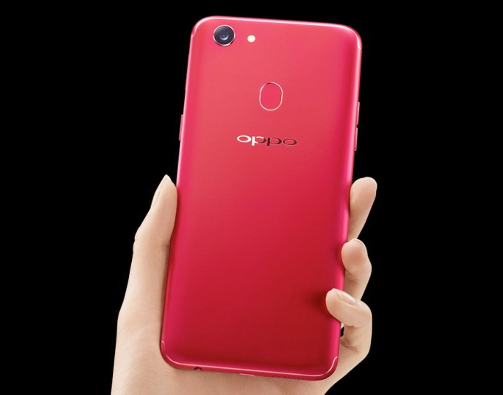 এই ফোনের সেলফি ক্যামেরার এআই বিউটি রেকগনিশন টেকনোলজি এবং আর্টিফিশিয়াল ইন্টিলিজেন্স-এর মাধ্যমে মিলবে ডিএসএলআর ক্যামেরার মতোই দুর্দান্ত সেলফি।