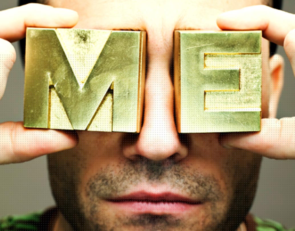 আপনি কি সব সময় নিজেকে নিয়েই ভাবেন? অন্যদের প্রয়োজনকে গুরুত্ব দেন না? শুধু নিজের সমস্যাই সমস্যা মনে করেন?