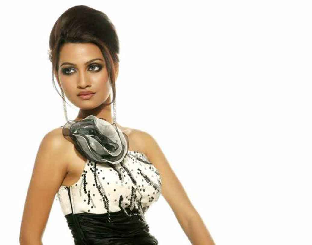 ডাভ, কিটক্যাটের মতো বেশ কিছু সংস্থার হয়ে বিজ্ঞাপনে মুখ দেখিয়েছেন তিনি।