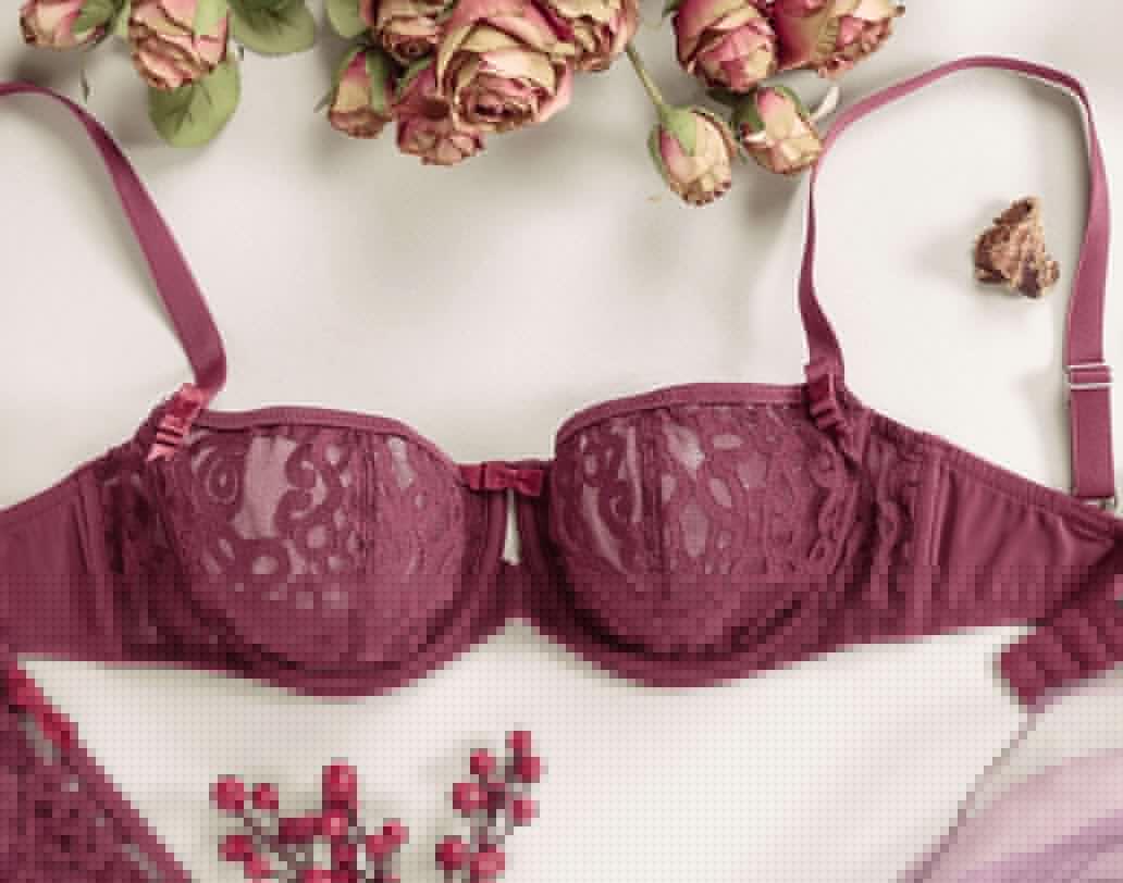 মান বা কোয়ালিটি কম্প্রোমাইজ করবেন না। কারণ অন্তর্বাস আমাদের শরীরের সেকেন্ড স্কিনের মতো। বাজে কোয়ালিটির অন্তর্বাস থেকে চর্মরোগ পর্যন্ত হতে পারে।