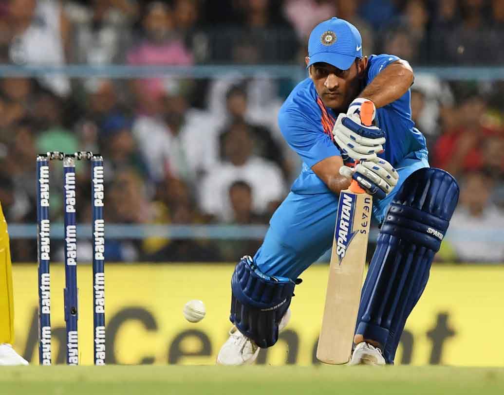 বিপক্ষ নিউজিল্যান্ড, দিল্লি, ২০১৭: কিউয়িদের বিরুদ্ধে ২ বল খেলে ৭ রান করেছিলেন ধোনি।