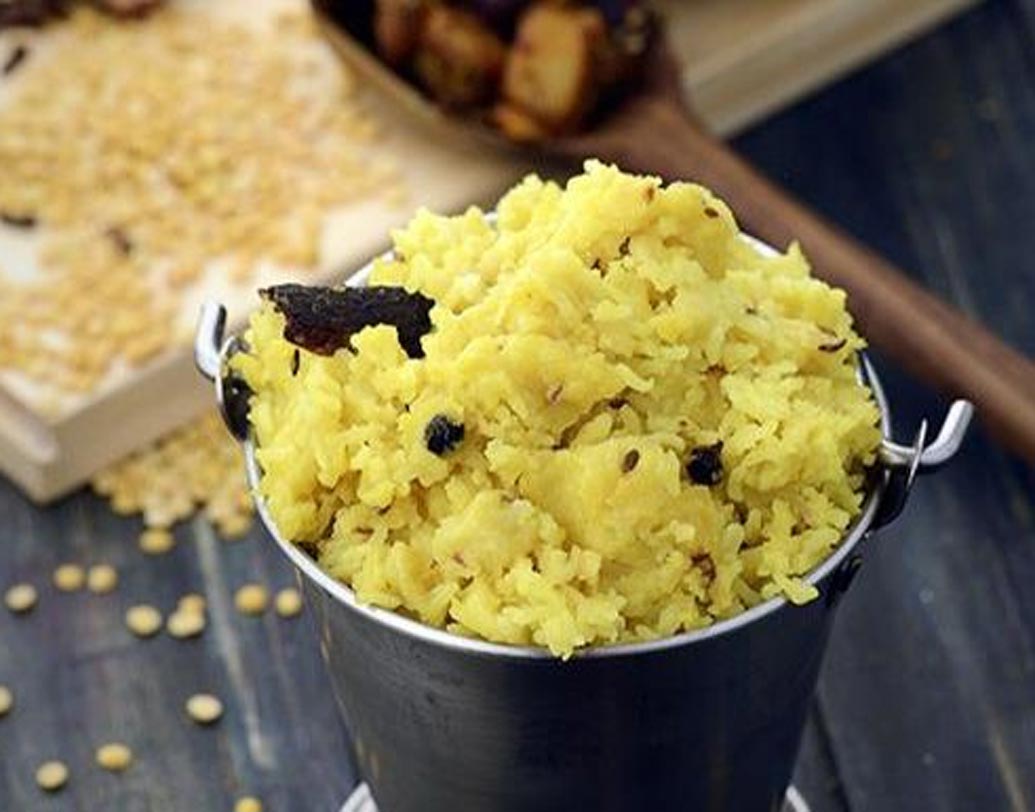 কেরল: মাথান খিচুড়ি কেরলের অন্যতম জনপ্রিয় খাবার।