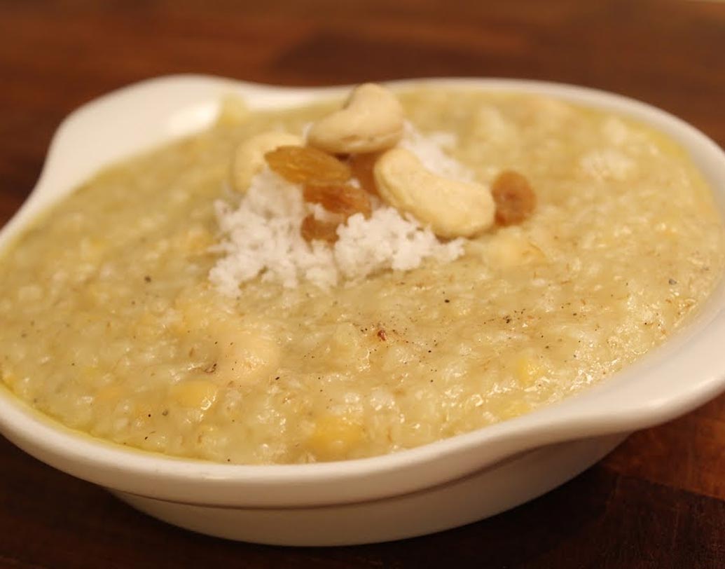 গোয়া: ভারতের অন্যান্য প্রদেশে খিচুড়ির স্বাদ ঝাল বা নোনতা হলেও গোয়ার স্পেশ্যালিটি মিষ্টি খিচুড়ি।