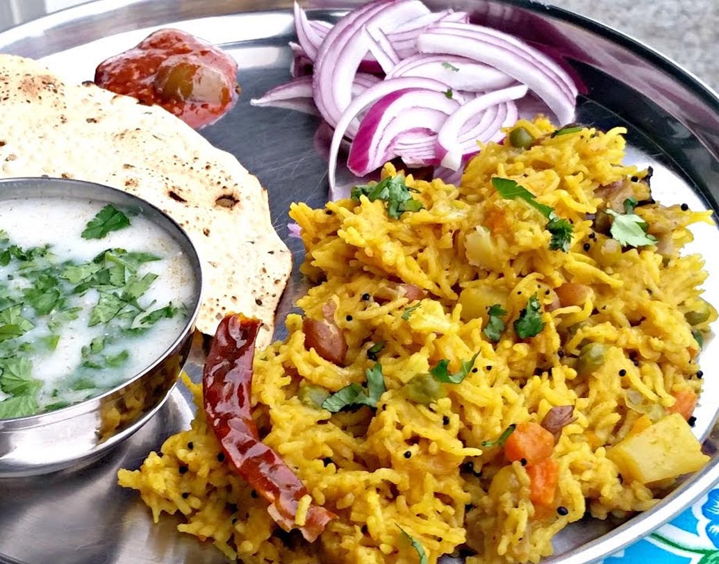 গুজরাত: এই প্রদেশে বিখ্যাত বাঘারেলি খিচুড়ি।