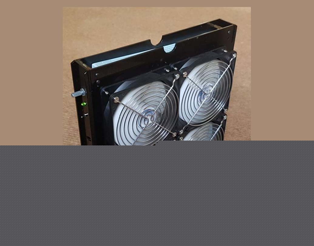 আপনার কি অল্পেই ঘুম ভেঙে যায়? তাহলে এয়ার পিউরিফায়ার কেনার আগে দেখে নেবেন সেটা থেকে খুব বেশি শব্দ বার হচ্ছে কি না।  পিউরিফায়ারের সঙ্গে পাখা লাগানো থাকে, যেটা ঘুরলে শব্দ হয়।