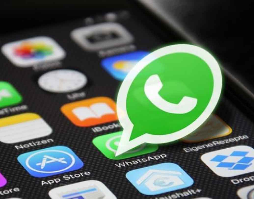 দুর্দান্ত একটি ‘পিকচার্স ইন পিকচার্স’(পিপ) মোড পাওয়া যাবে এই ফিচার্সে। এই ফিচার্সের মাধ্যমে গ্রাহকরা মাল্টিটাস্কিংয়ের সুবিধা পাবেন। ভিডিও কল চলাকালীন মাল্টিটাস্ক করা সম্ভব হবে। এই আইকনে ক্লিক করলে নতুন একটি উইন্ডো খুলে যাবে। সেই উইন্ডোর মাধ্যমেই অন্য কাজ করা সম্ভব হবে। এই ভিডিও উইন্ডোকে ‘রিসাইজ’ করাও যাবে।