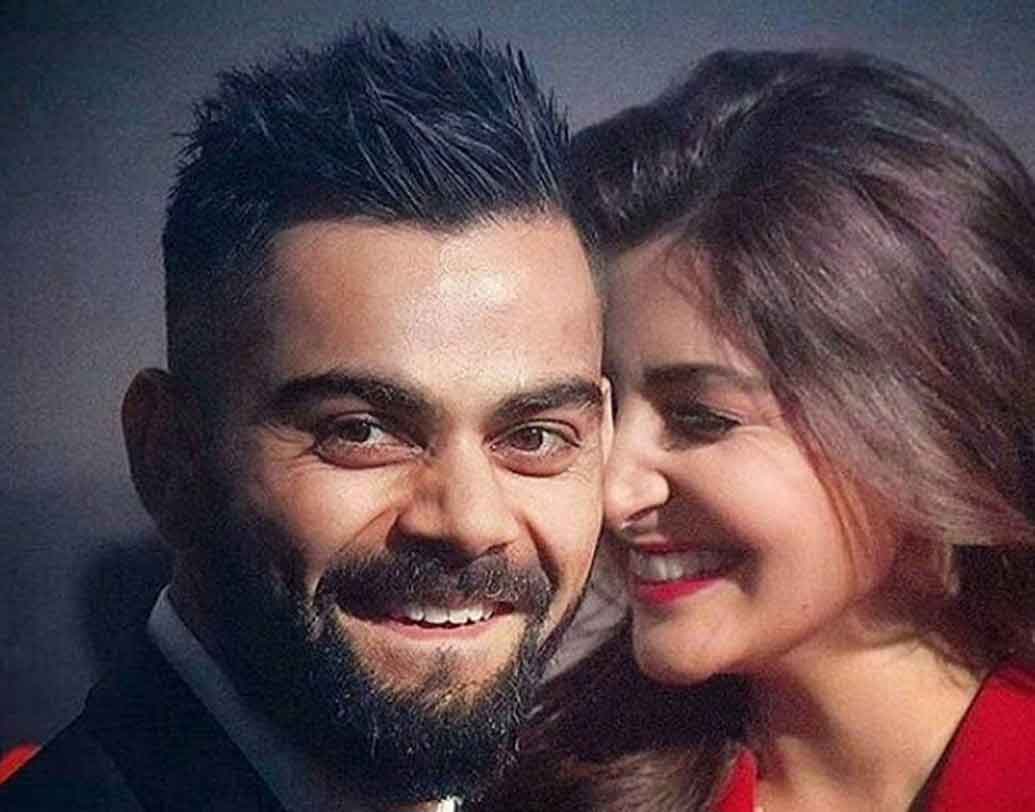 মুম্বইয়ের ওরলিতে রয়েছে বিরুষ্কার এই সি-ফেসিং অ্যাপার্টমেন্ট।