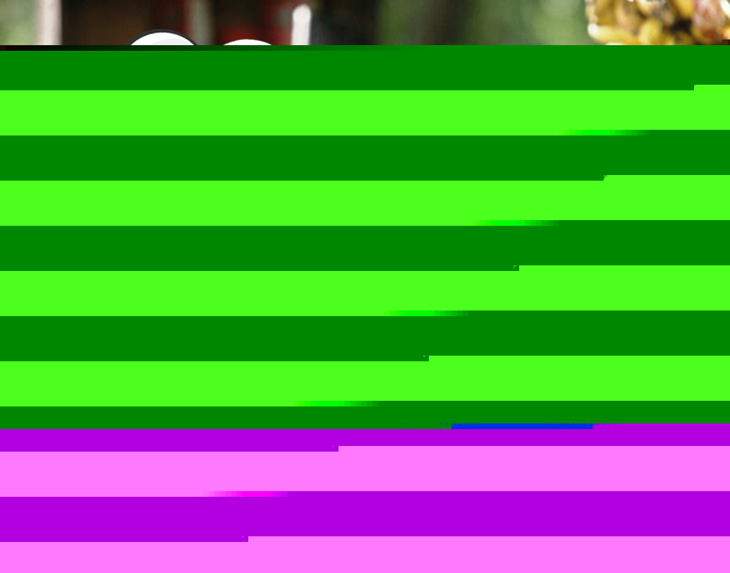 রজনীকান্তের মা একজন গৃহবধূ এবং বাবা একজন পুলিশ কর্মী ছিলেন। রজনীরা চার ভাই-বোন।