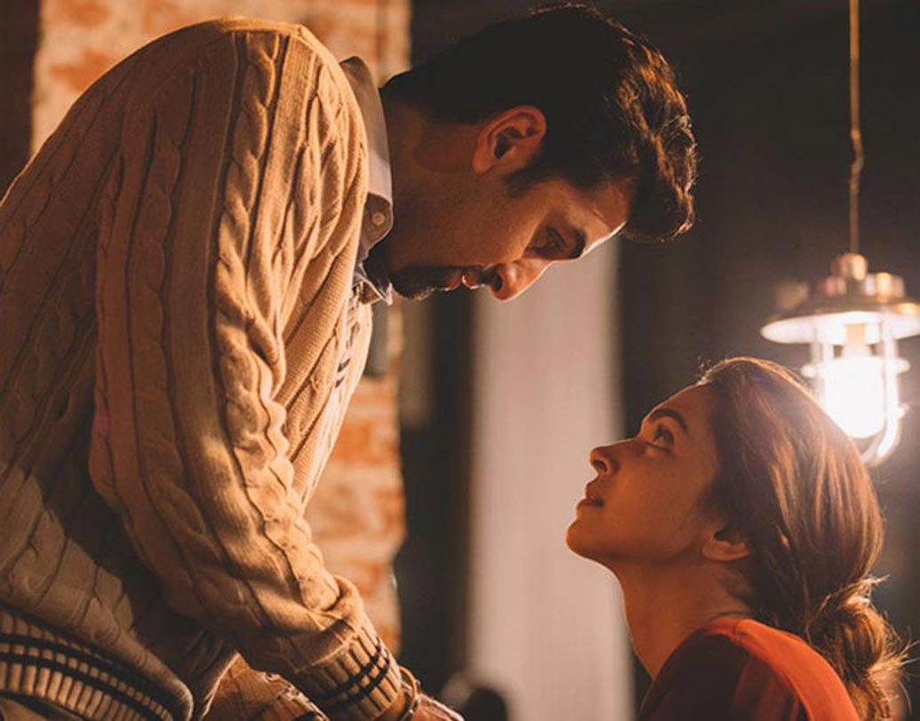 ব্রেক আপ থ্রেট মানেই যেমন ব্রেক আপ নয় তেমনই এড়িয়েও যাবেন না। এমন আচরণ করবেন না যেন কিছুই হয়নি, আপনাদের ব্রেক আপ হতেই পারে না।