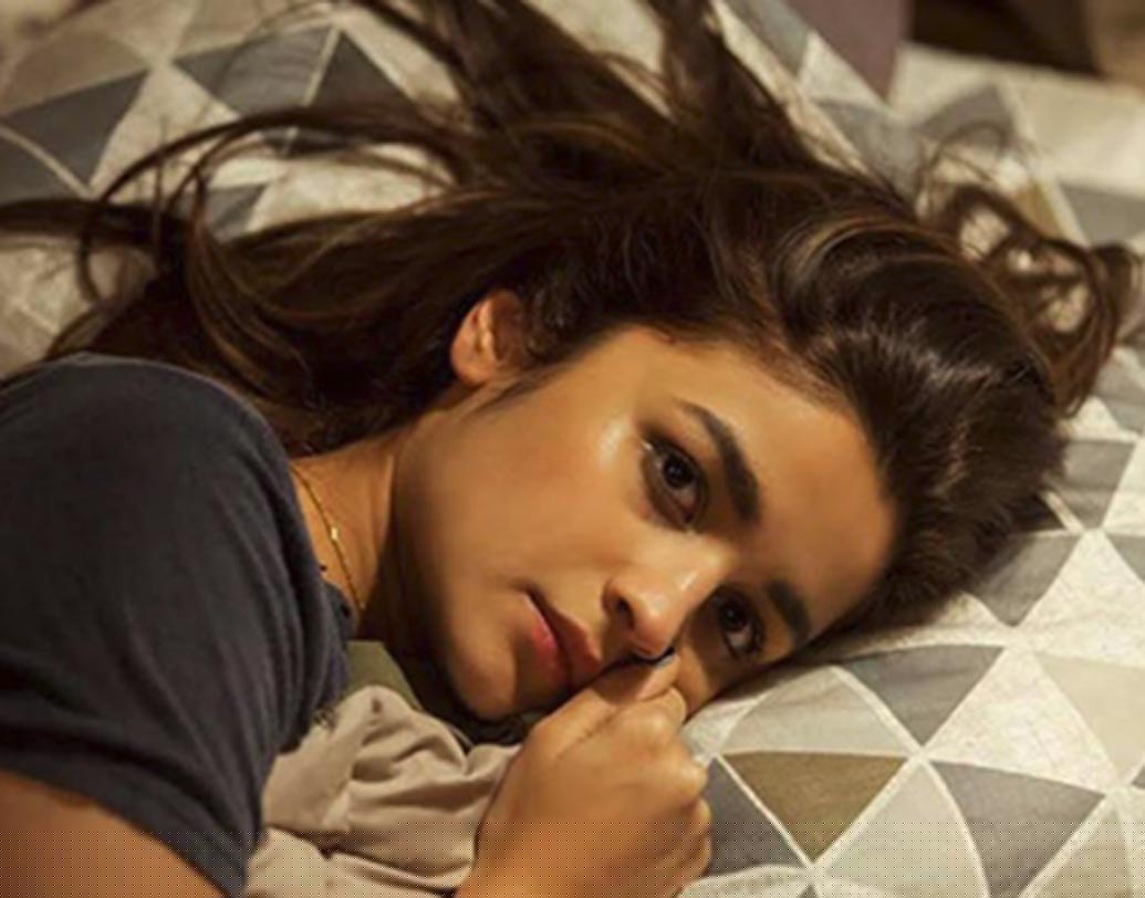 স্ট্রেস না নিয়ে একটু একা বসে ভেবে দেখার চেষ্টা করুন ঠিক কী কারণে দূরত্ব বাড়ল? কোথায় সমস্যা হয়েছিল।