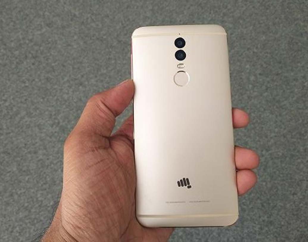 মাইক্রোম্যাক্স: মাইক্রোম্যাক্স ডুয়াল ৫-এর গ্রাহকদের ৩০৯ টাকা দিয়ে রিচার্জ করতে হবে। তাতে মিলবে ১০জিবি অতিরিক্ত ডেটা এবং মোট ৫০জিবি কমপ্লিমেন্টারি ডেটা।