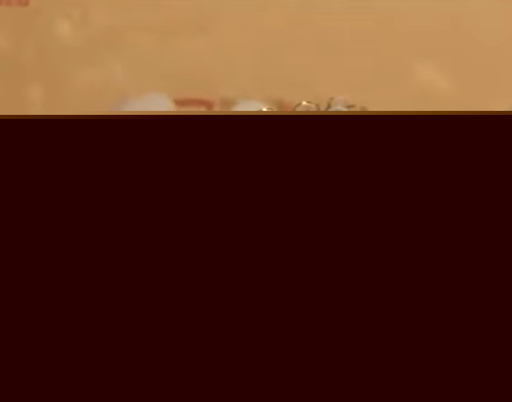 দেশের মধ্যে এখনও পর্যন্ত এটাই সবচেয়ে দামী বিয়ের কার্ড। আর হবে নাই বা কেন? দেশের ধনীতম ব্যাক্তির ছেলের বিয়ে বলে কথা! তবে বিয়ে নিয়ে টুঁ শব্দ করা হয়নি অম্বানীদের তরফে।