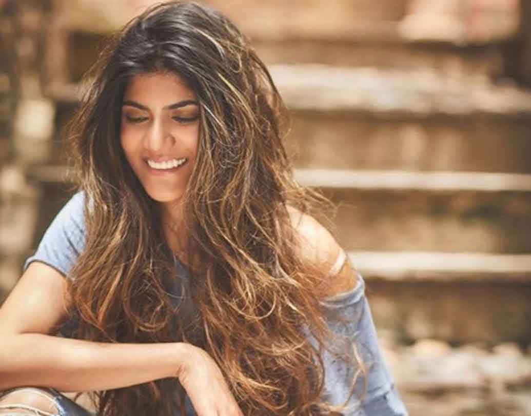 তিনি আদিত্য বিড়লা গ্রুপের চেয়ারম্যান কুমার মঙ্গলম বিড়লার মেয়ে অনন্যা বিড়লা।