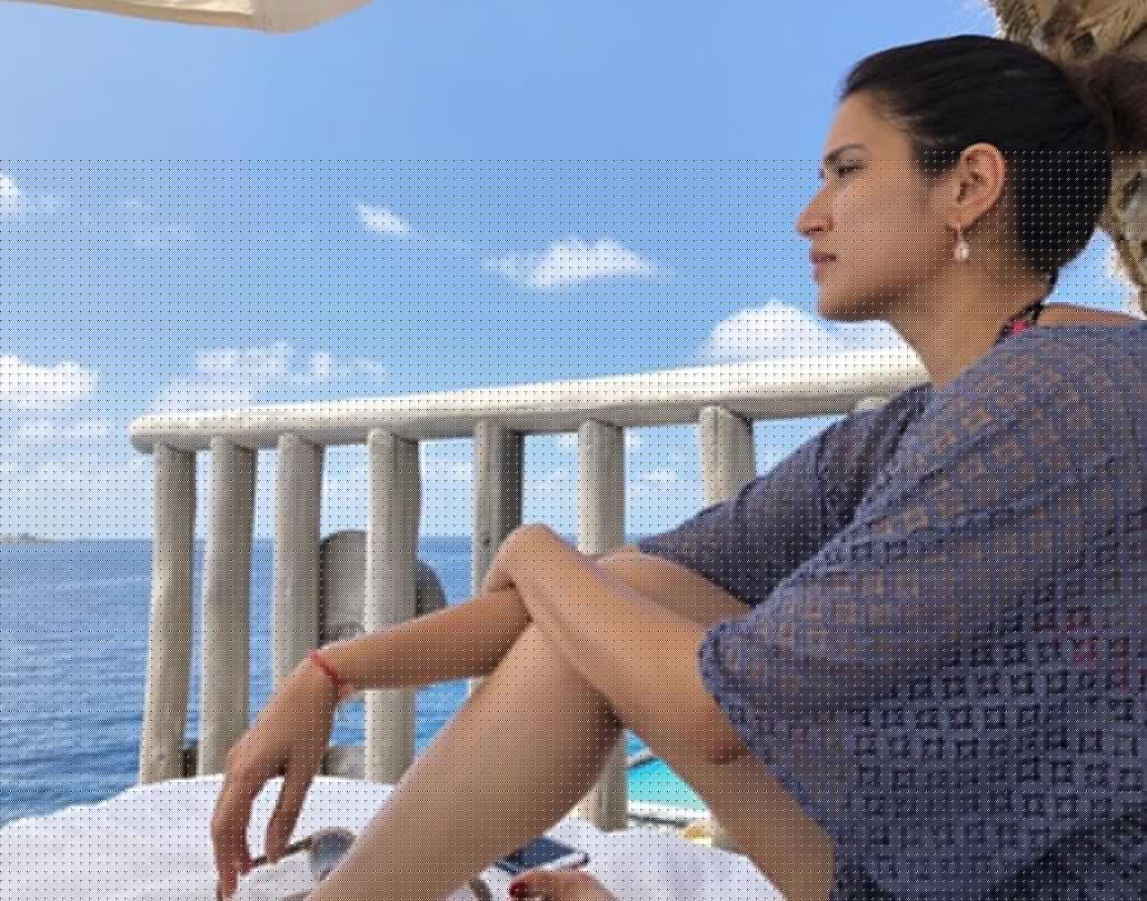 ‘সোনেভা ফুসি’ রিসর্টে ছুটি কাটাচ্ছেন নবদম্পতি। সাগরিকা ছবির ক্যাপশনে লিখেছেন, ‘প্যারাডাইস অন আর্থ’।