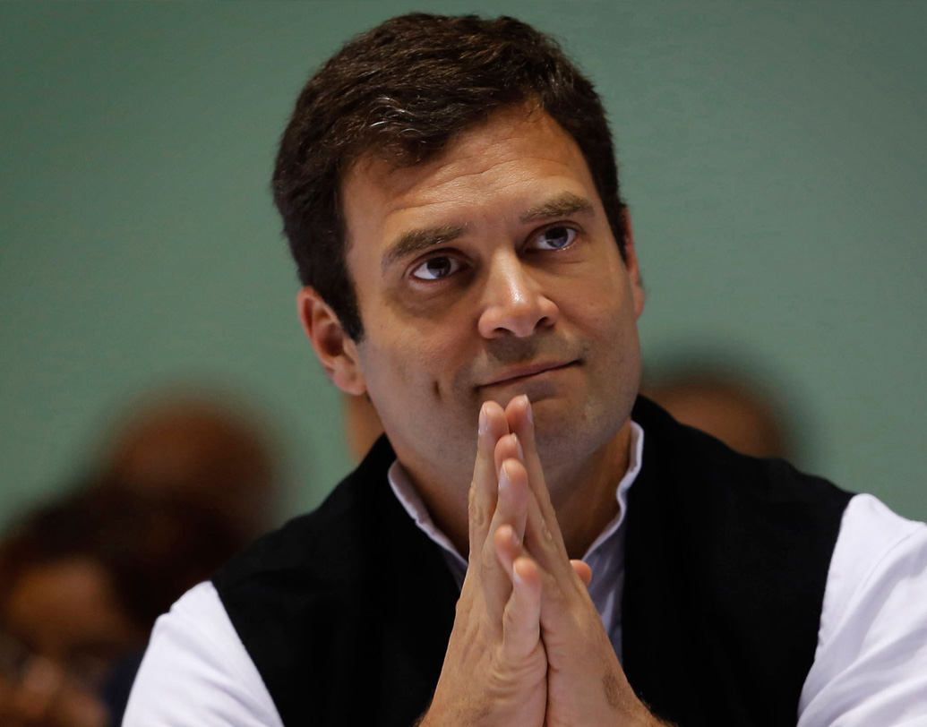 কংগ্রেসের নতুন সভাপতি হিসাবে দায়িত্ব নিলেন রাহুল গাঁধী (১৬ ডিসেম্বর, ২০১৭)।