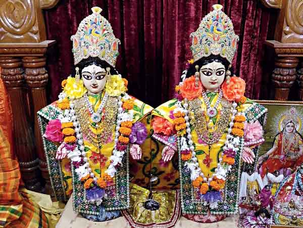 Nabadwip's Idols are covered with woolen dresses