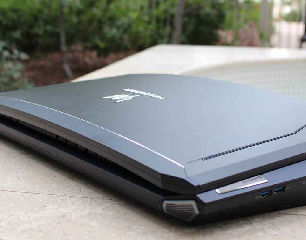 ল্যাপটপটির ওজন ৮.৫ কেজি।