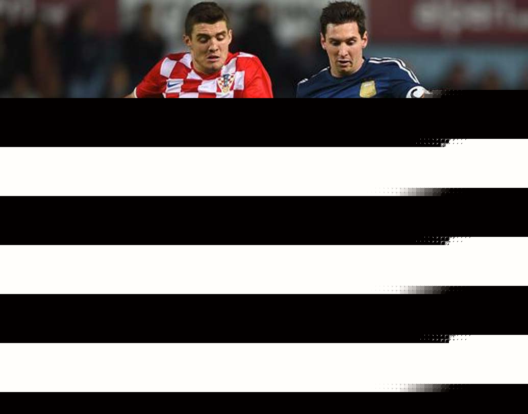 আর্জেন্তিনা বনাম ক্রোয়েশিয়া: এই দুই দলের কোনও তুলনা না হলেও, বিশ্বকাপের মঞ্চে গ্রুপ ডি-এর এই ম্যাচ কিন্তু আলাদা গুরুত্ব পাচ্ছে। ইভান পেরিসিচ, ইভান রকিটিচ, লুকা মদ্রিচদের নিয়ে তৈরি মাঝমাঠ বনাম লিওনেল মেসি, পাওলো ডিবালা, সার্জিও আগুয়েরোদের লড়াই অন্য মাত্রা পাবেই।