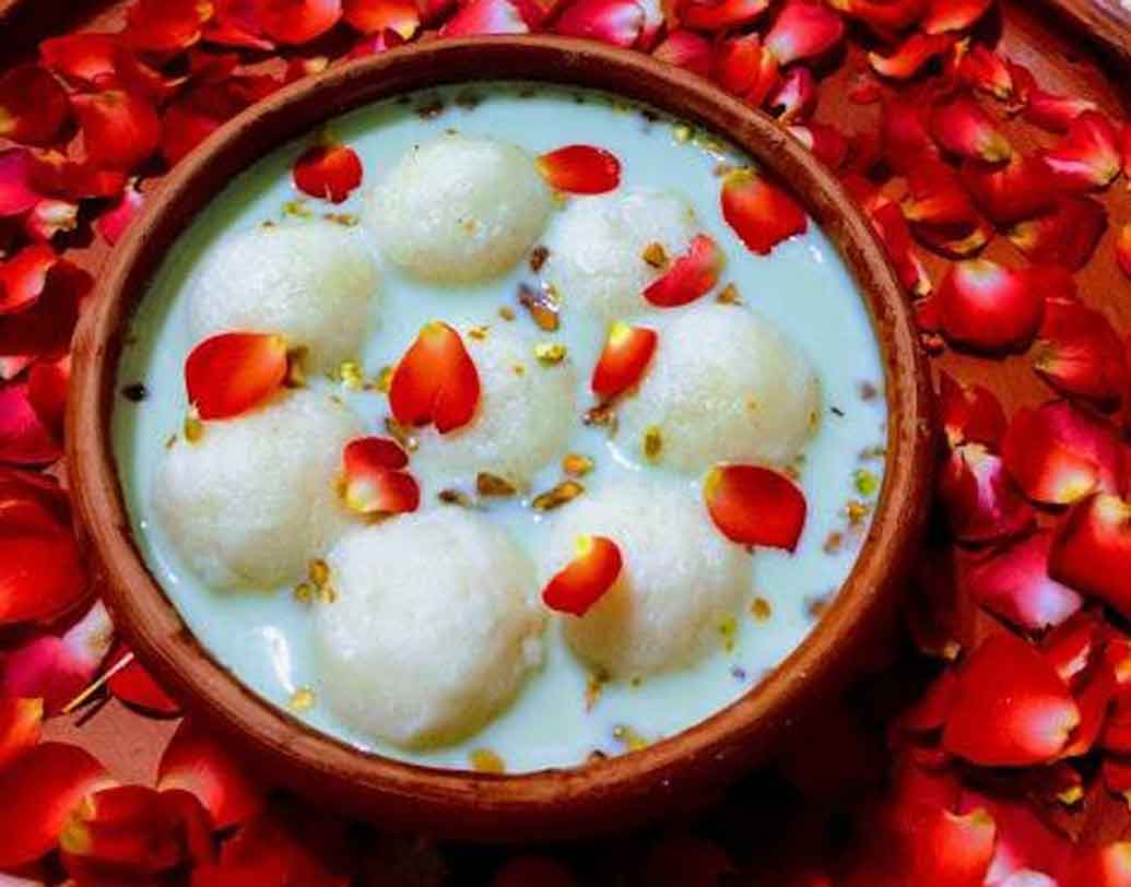 কেন রসগোল্লা সব সময়ই গোলই হয়। অন্য কোনও আকৃতির হলে কি তা রসগোল্লার মতো খেতে হত না?