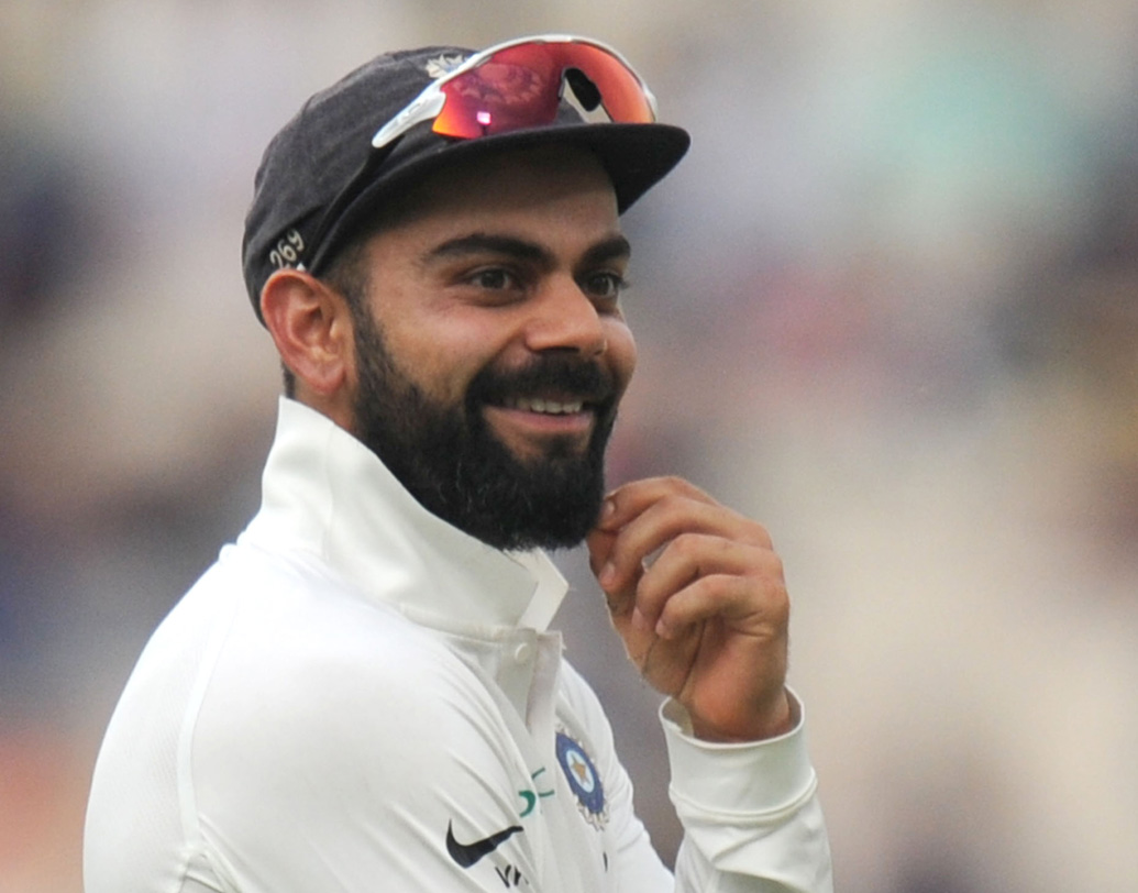 ২৯ বছর বয়সী কোহালি এখন পর্যন্ত দেশের জার্সি গায়ে খেলেছেন ৬৩টি টেস্ট। ৬৩ টেস্টে কোহালির মোট রান ৫২৬৮, সেঞ্চুরি ২০টি। কিন্তু স্মিথ-রুটদের সঙ্গে যদি তুলনায় বেশ কিছুটা কম।