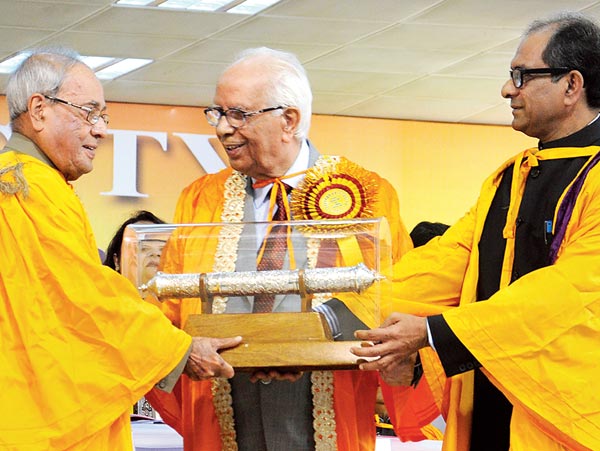 62nd annual convocation celebrates at Jadavpur University