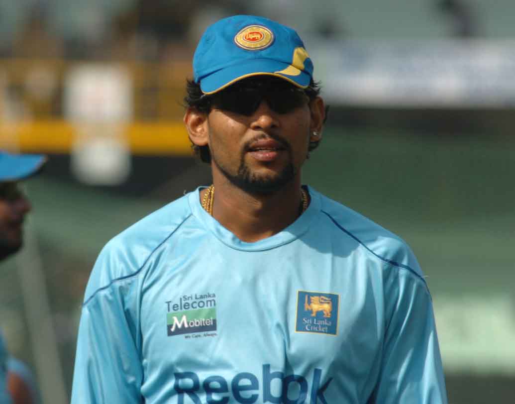 টি২০-এর ইতিহাসে তৃতীয় সর্বাধিক রানাধিকারী হলেও সবচেয়ে বেশি বার শূন্য করার রেকর্ডও রয়েছে শ্রীলঙ্কার তিলকরত্নে দিলশনের। মোট ১০ বার শূন্য রানে আউট হয়েছেন তিনি।