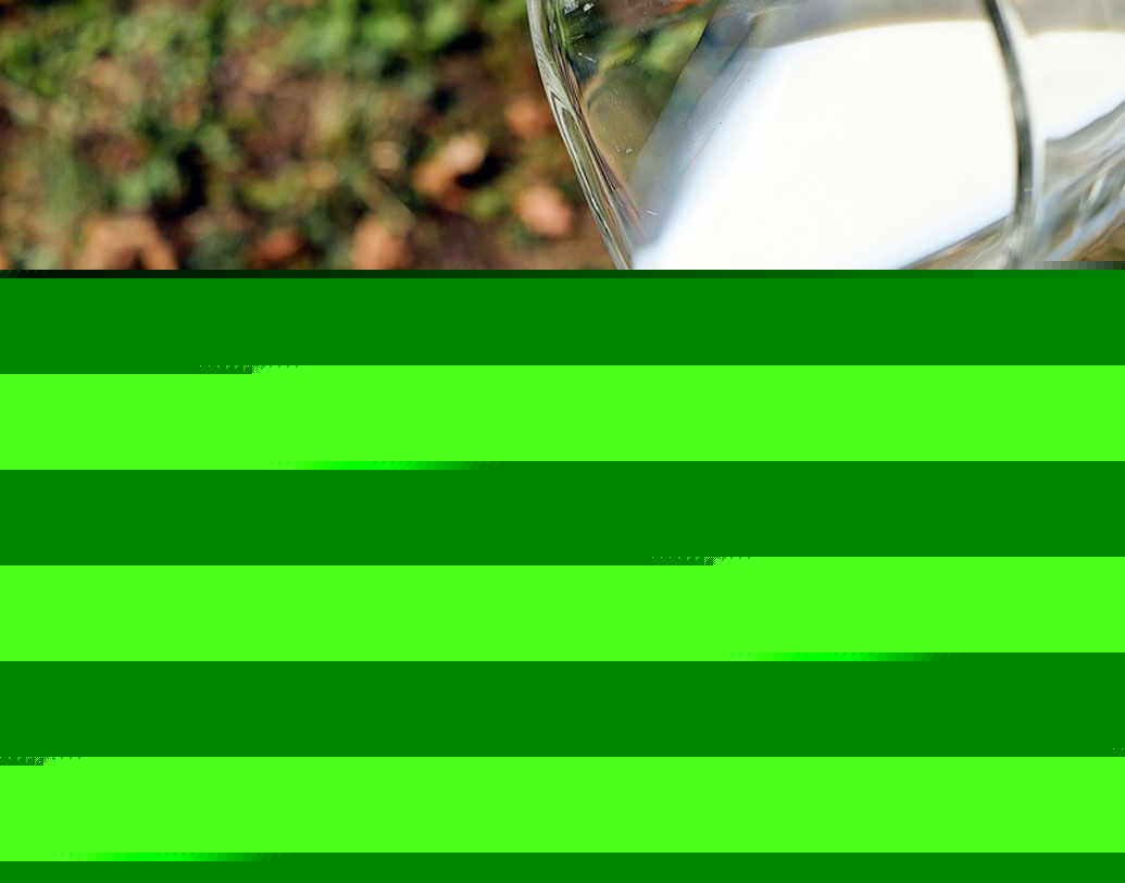 দুধের মধ্যে ডিটারজেন্ট: রোজ যে দুধ খাচ্ছেন সেটা বিশুদ্ধ কি? জানতে হলে ঘরে বসেই করুন এই সহজ পরীক্ষা। একটি পাত্রে ১০ মিলিলিটার দুধের নমুনার সঙ্গে সমপরিমাণে জল মিশিয়ে ভাল করে ঝাঁকান। যদি দুধে ডিটারজেন্ট মেশানো থাকে তাহলে তার ঘন স্তর পড়বে পাত্রের তলায়। বিশুদ্ধ দুধ হলে ঝাঁকুনির জন্য সামান্য ফেনা হবে মাত্র।