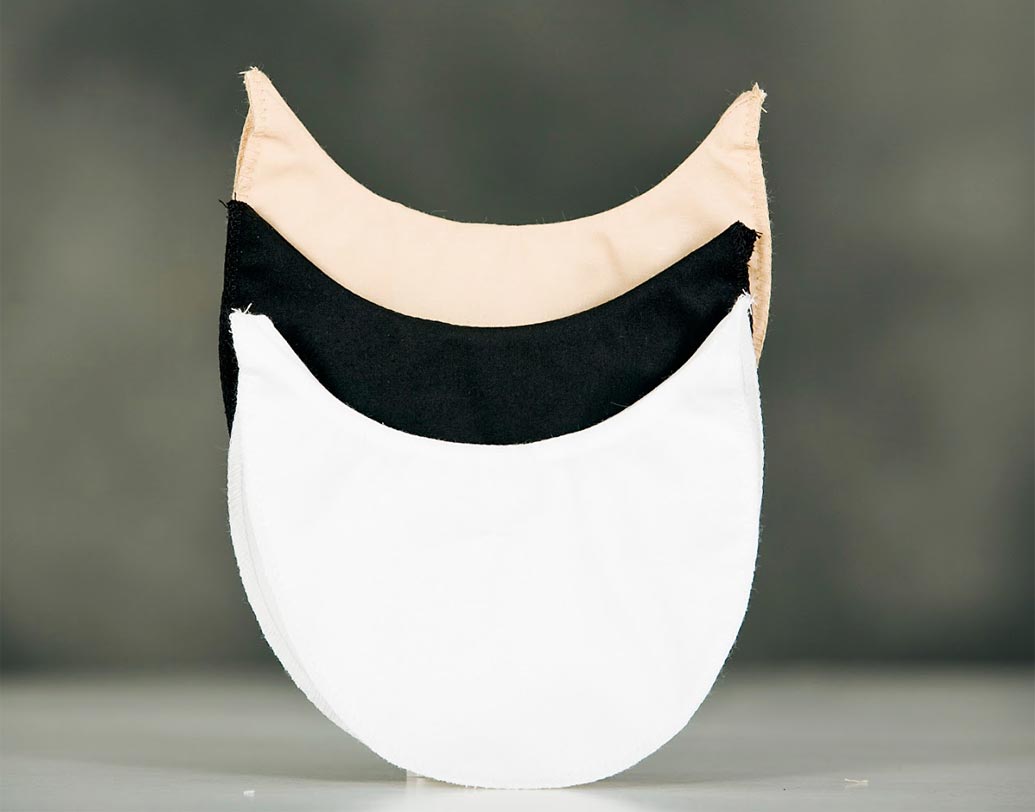 আপনার কি ঘাম হলে জামায় দাগ হয়ে যায়? বগলের নীচে ভেজা দাগ লজ্জায় ফেলে? সমস্যা মেটাতে পারে প্যান্টি লাইনার। জামার নীচে লাগিয়ে নিন প্যান্টি লাইনার। ঘাম হলে শুষে নেবে। জামায় দাগ হবে না।