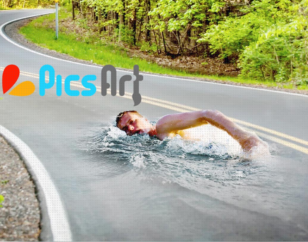 পিক্স আর্ট: অন্যতম ফোটো এডিটিং অ্যাপটি প্লে স্টোরে ডাউনলোডের সংখ্যা ১০ কোটিরও বেশি। সাইজ ৩২ এমবি। এই অ্যাপের মাধ্যমে ফোটো কোলাজ করা যায়। ফোটোতে দেওয়া যায় ম্যাজিক এফেক্ট। অর্থাৎ আপনার ছবিকে নিজে থেকেই ফিল্টার করে দেবে এই অ্যাপ।