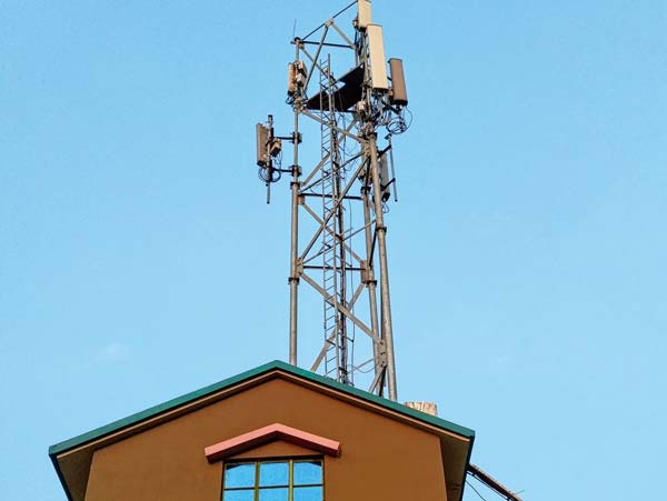 Mobile tower has not broken even after the order