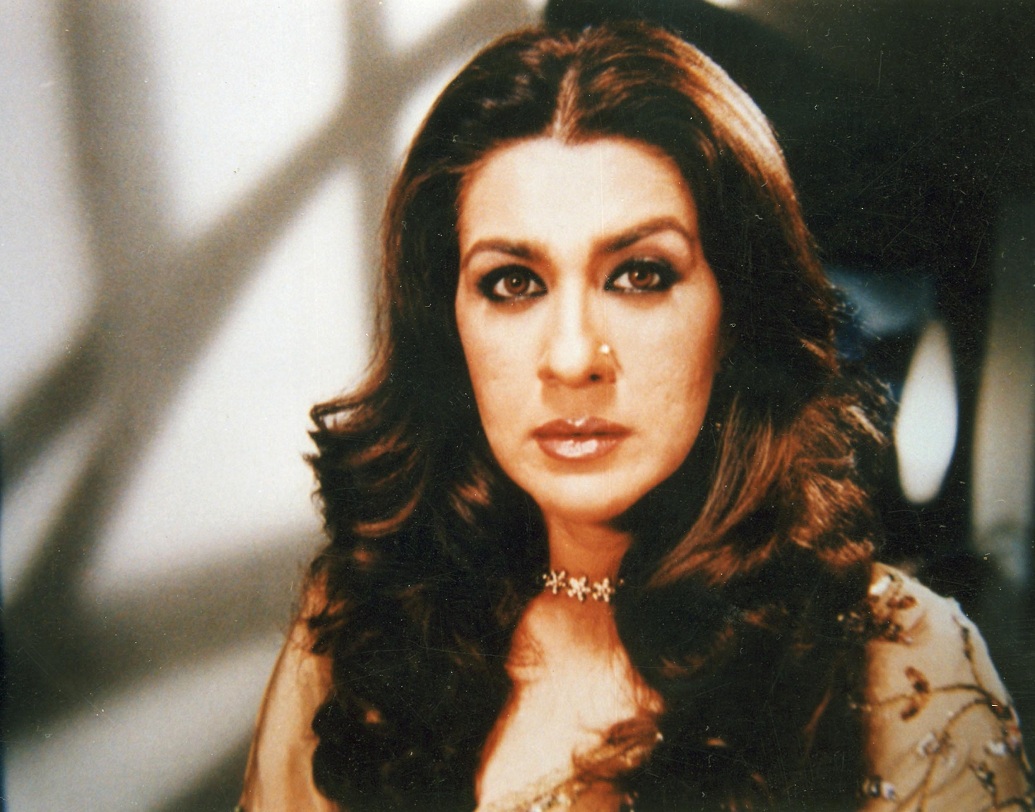 অমৃতা সিংহ: এক সময় বড় পর্দা কাঁপানো এই নায়িকা ধর্মেন্দ্র সঙ্গে ‘সাচ্চাই কি তাকত’ ছবিতে জুটি বেঁধেছিলেন। পরবর্তীকালে সানি দেওলের বিপরীতে ‘বেতাব’ ছবিতেও তাঁকে নায়িকার ভূমিকায় দেখা যায়।