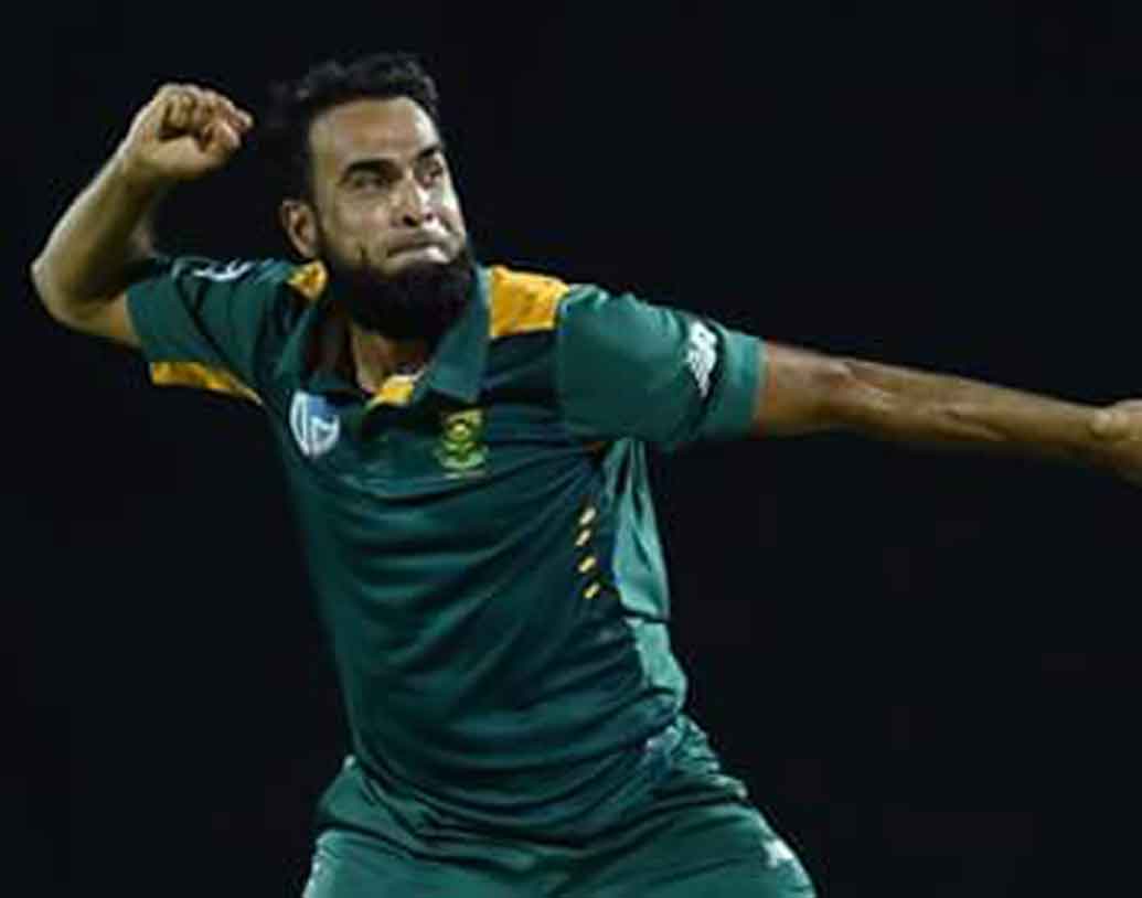 ইমরান তাহির: দলের দ্বাদশ ব্যক্তি দক্ষিণ আফ্রিকার লেগস্পিনার তাহির।