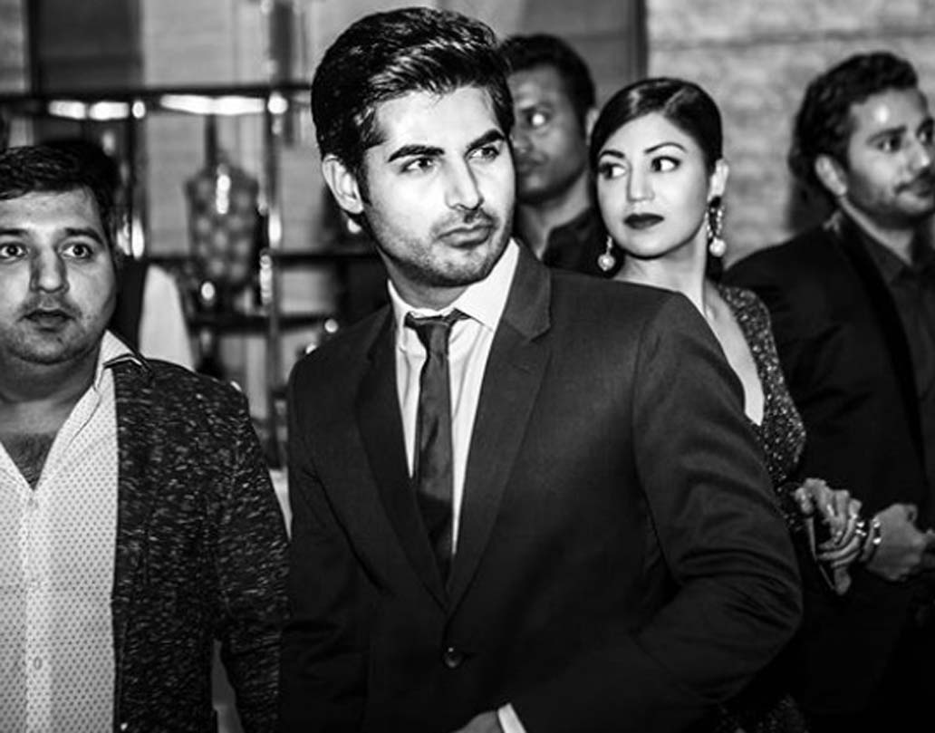 নাম ওমকার কপূর। ‘জুদাই’, ‘মাসুম’, ‘জুড়ুয়া’ ছবিতেও অভিনয় করেছিলেন ওমকার। এখন তাঁর বয়স ৩১।