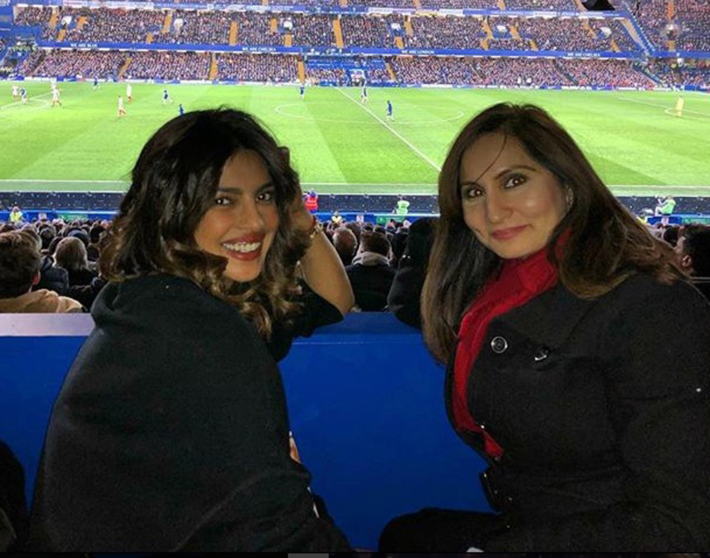 শনিবার গিয়েছিলেন স্টোক সিটি ও চেলসির ম্যাচ দেখতেও। শেয়ার করেছেন এই ছবিটি।