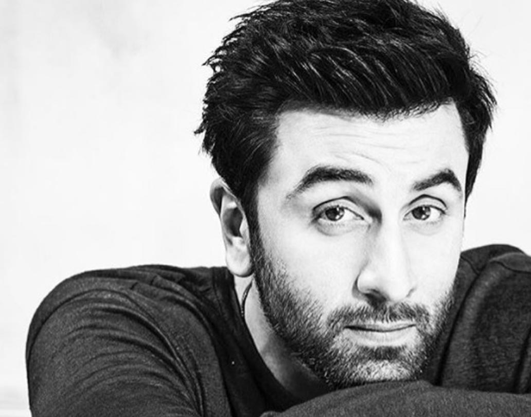 তালিকার শেষে রয়েছেন রণবীর কপূর। ‘অ্যায় দিল হ্যায় মুশকিল’ ছবিটির দৌলতে রণবীর রোজগার করেছিলেন ৩৫ কোটি টাকা। এ ছাড়া ট্রাভেল পোর্টাল এবং বেশ কয়েকটি এনডোর্সমেন্ট থেকে রণবীরের এই বছরের মোট রোজগার প্রায় ৫৫ কোটি টাকা।