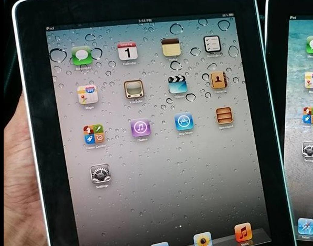 রয়েছে ৪জি এলটিই-র সুবিধা।