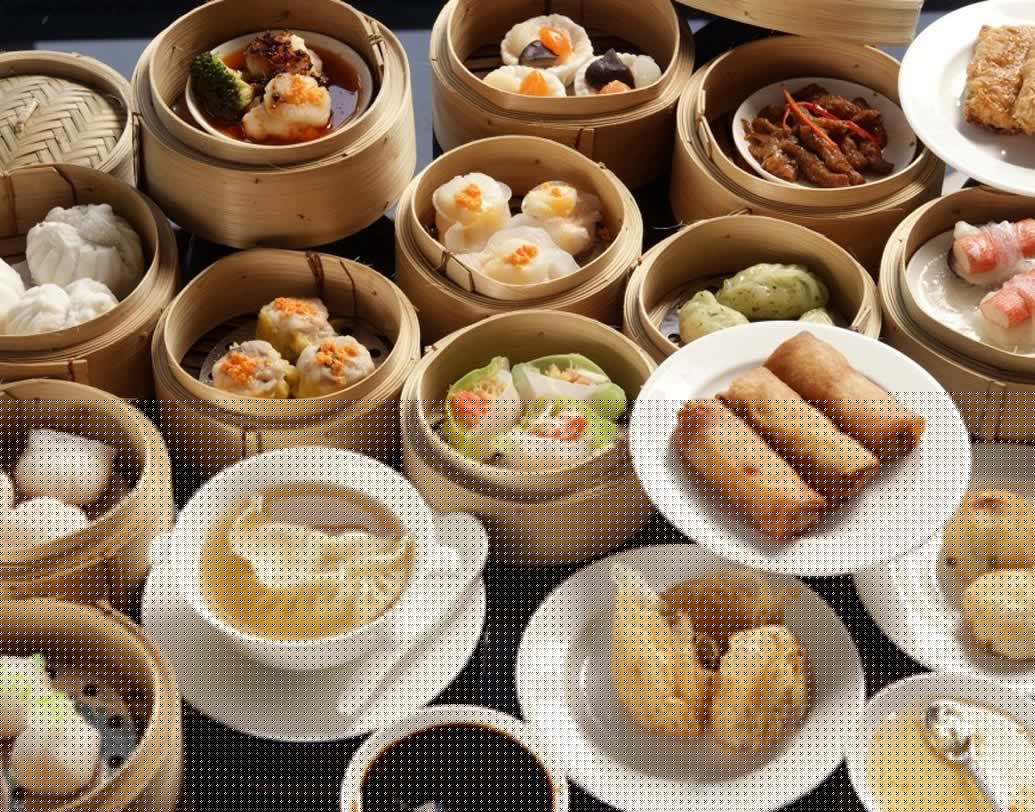 চাইনিজরা সব কিছুই বাইট সাইজ তৈরি করেন। যাতে সহজেই চপস্টিক দিয়ে খাওয়া যায়। চিনারা ছুরি বা কাঁটা ব্যবহার করেন না। তাদের কাছে ওগুলো অস্ত্র।