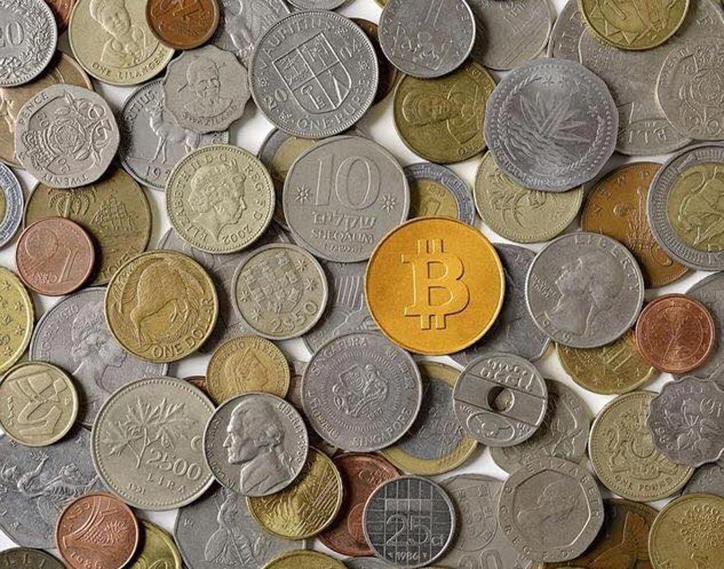 ভারতে যেহেতু বিটকয়েনের কেনাবেচা অবৈধ, সে কারণে আপনি লিটকয়েনের মতো ক্রিপ্টোকারেন্সি কিনতে পারেন। প্রথমে ক্রিপ্টোকারেন্সির ওয়ালেট বানাতে হবে আপনাকে। এ জন্য পছন্দের ক্রিপ্টোকারেন্সির(লিটকয়েন, ইথেরিয়াম) লিঙ্কটি আগে ডাউনলোড করতে হবে। সেখান থেকেই ডাউনলোড করতে হবে ওয়ালেট।