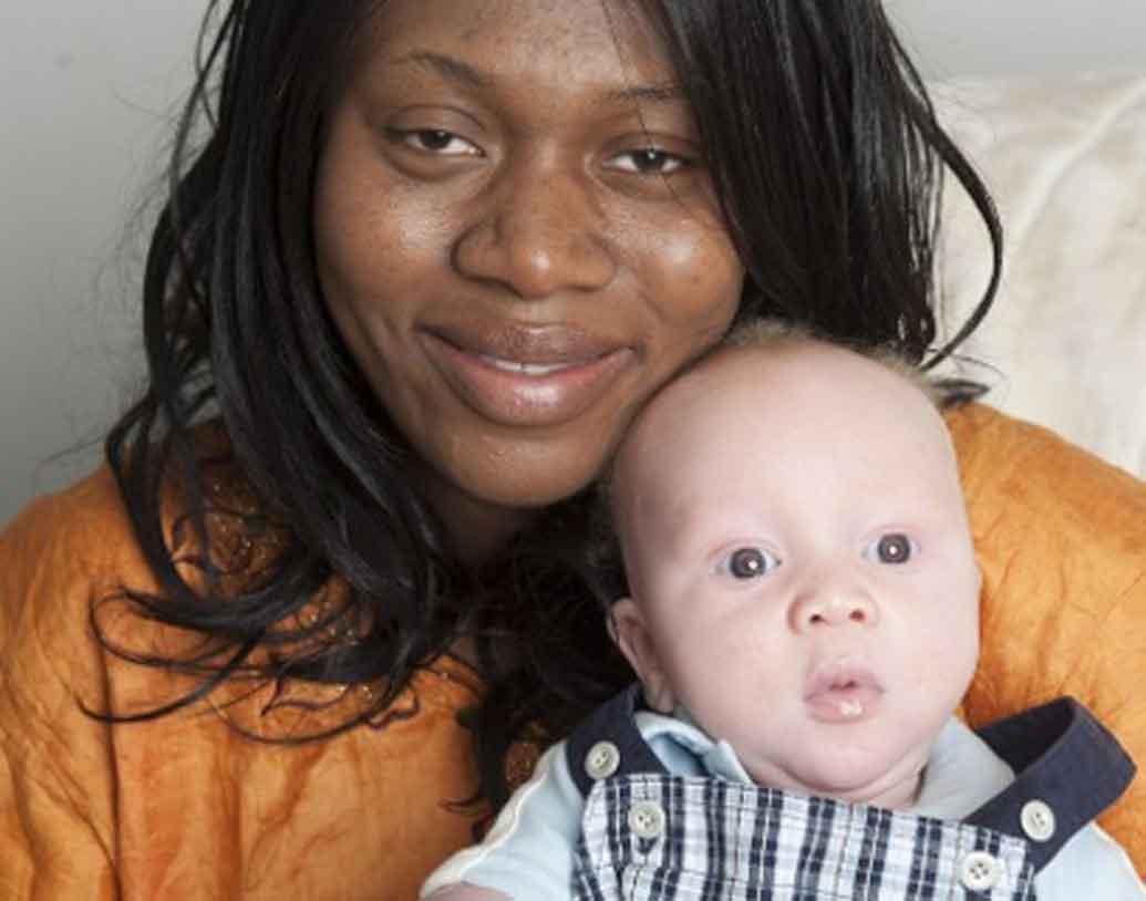 ফ্রান্সিস জানান, সম্ভবত ছয় প্রজন্ম আগে তাঁদের পরিবারে এমন শ্বেতাঙ্গ সন্তানের জন্ম হয়েছিল। কিন্তু এ ব্যাপারে সঠিকভাবে কিছু জানা যায় না।